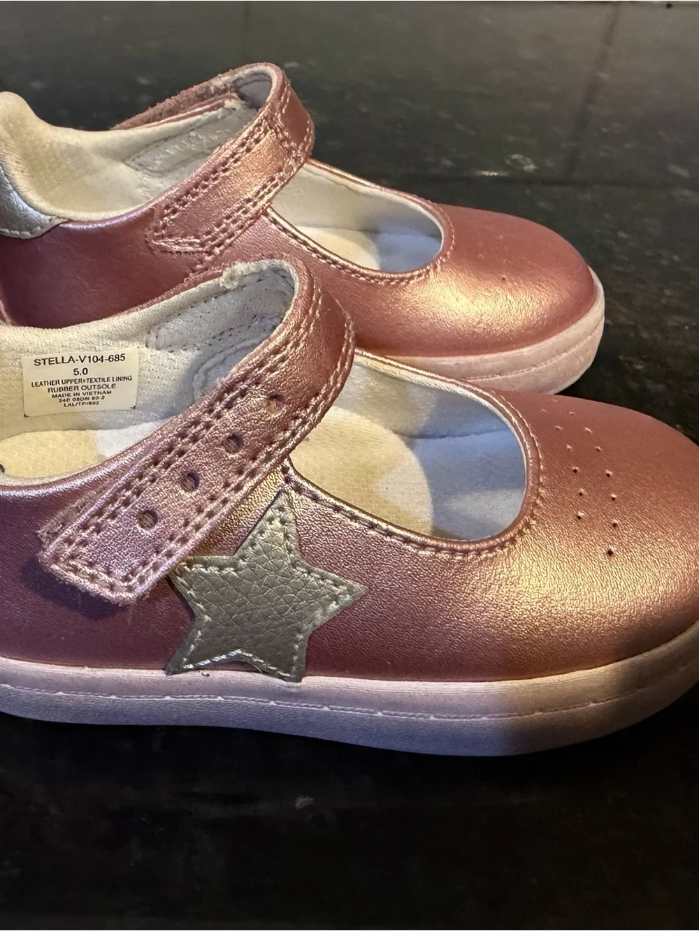 Footmates Baby Shoes Size 5